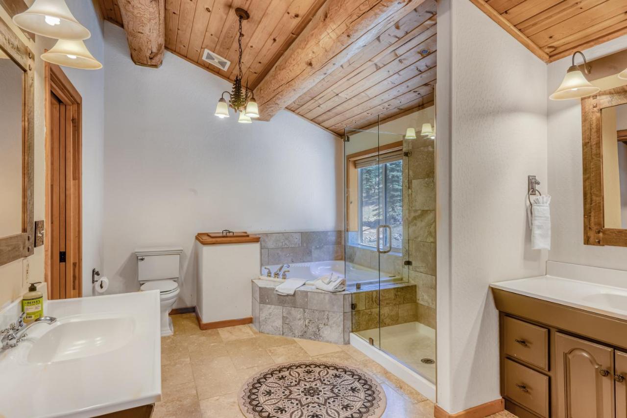 Log Cabin Estate - Falcon Ridge Truckee Εξωτερικό φωτογραφία
