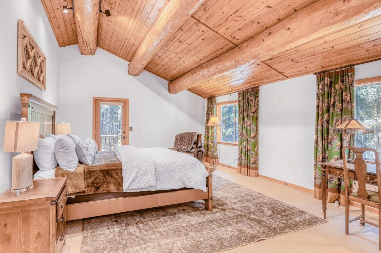 Log Cabin Estate - Falcon Ridge Truckee Εξωτερικό φωτογραφία